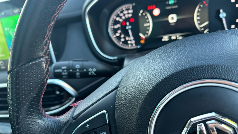 MG Hs 1.5 T-GDI Exclusive 5dr Petrol Hatchback